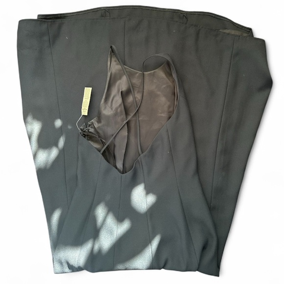 Elegant Cache Strapless Floral Embroidered Dress, Size 4 - Picture 2 of 7